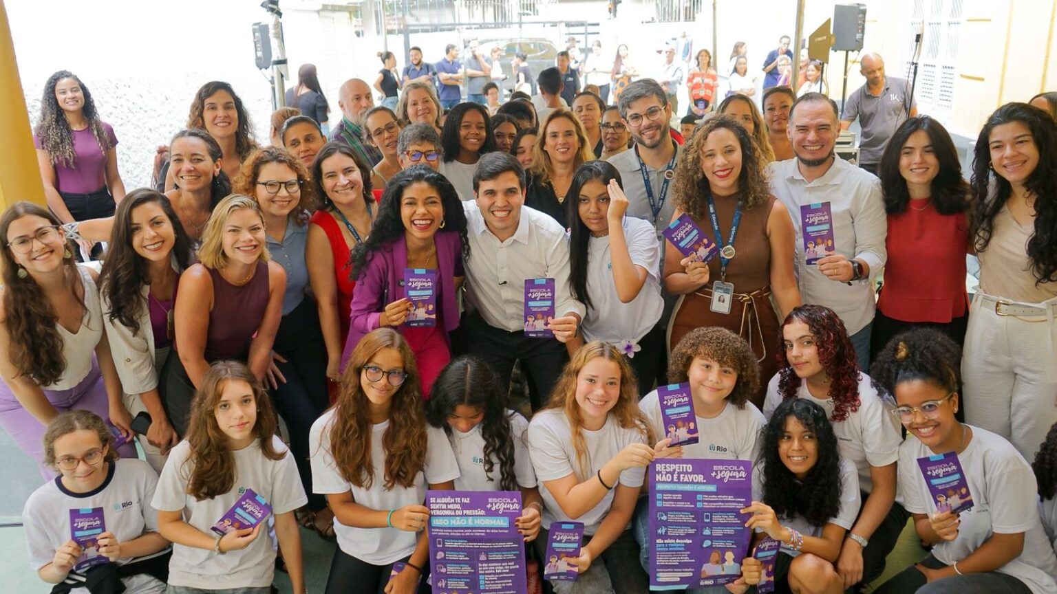 Campanha ‘Escola Mais Segura para Meninas’ é Lançada pela Prefeitura do Rio com Foco na Educação e C