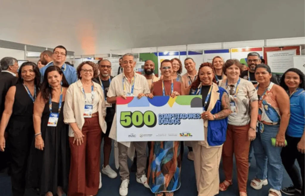 Caravana Federativa: Tecnologia e Inclusão Digital para o Rio de Janeiro Caravana Federativa: Tecnologia e Inclusão Digital para o Rio de Janeiro