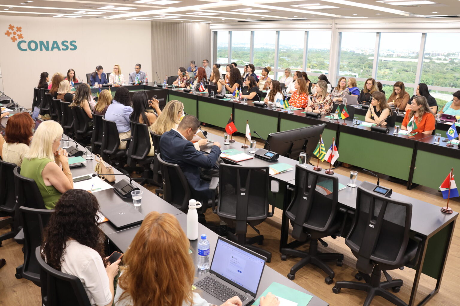 Conass Promove Debate sobre Segurança do Paciente com Especialistas da Saúde