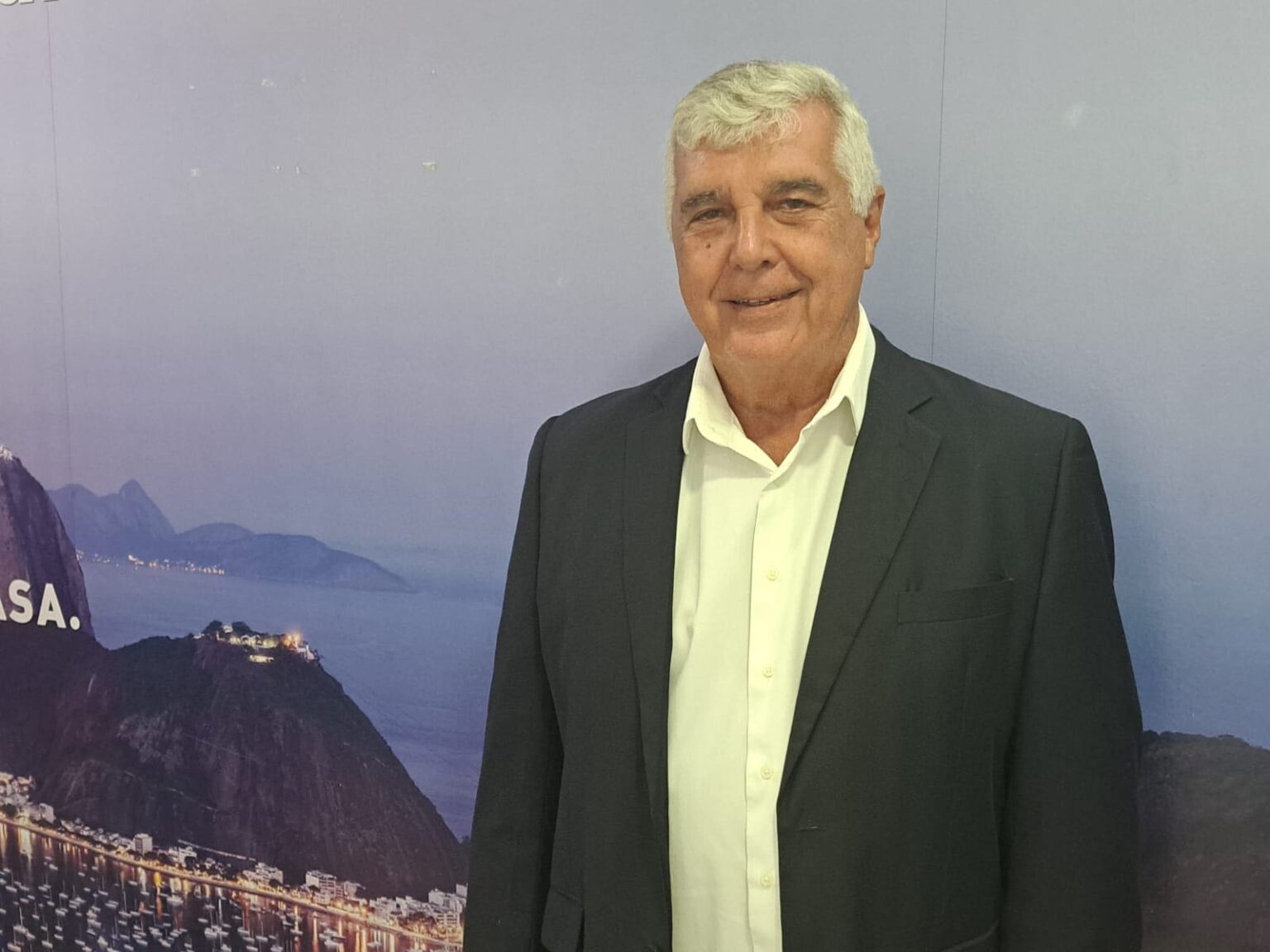 Conflito entre Governo e Prefeitura do RJ Afeta Transporte e Turistas