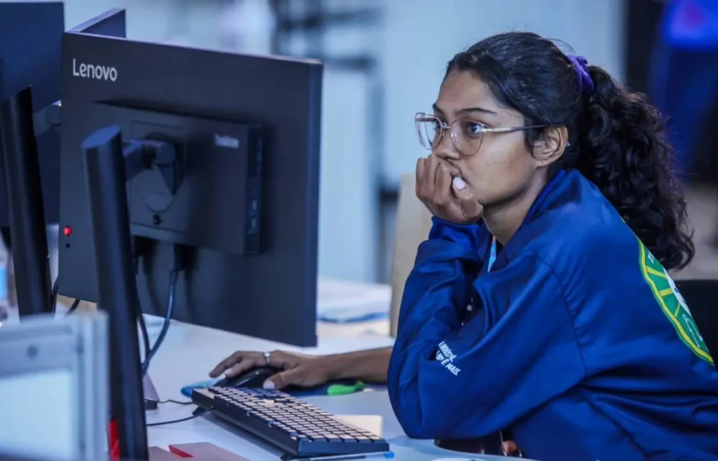 Curso Gratuito de Tecnologia: Oportunidade Imperdível para Jovens de Todo o Brasil Curso Gratuito de Tecnologia: Oportunidade Imperdível para Jovens de Todo o Brasil