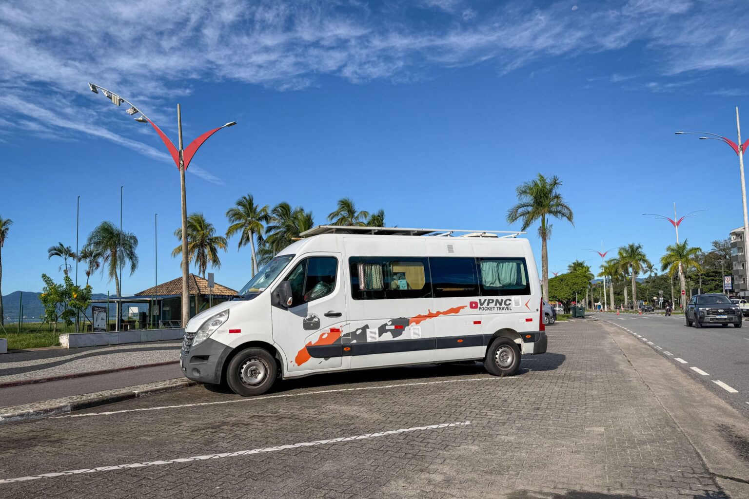 Descubra o 2º Encontro de Motorhomes em Caraguatatuba e a Revolução do Turismo sobre Rodas