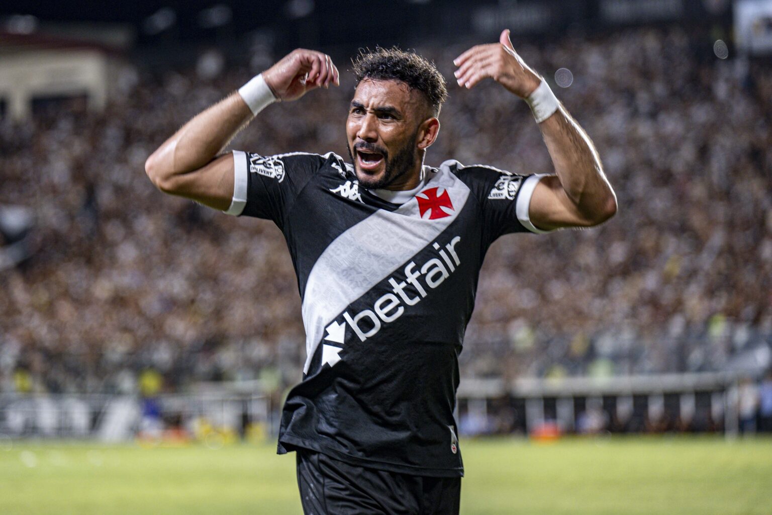 Dimitri Payet Anuncia Aposentadoria do Futebol: Uma Carreira Brilhante Chega ao Fim Dimitri Payet Anuncia Aposentadoria do Futebol: Uma Carreira Brilhante Chega ao Fim