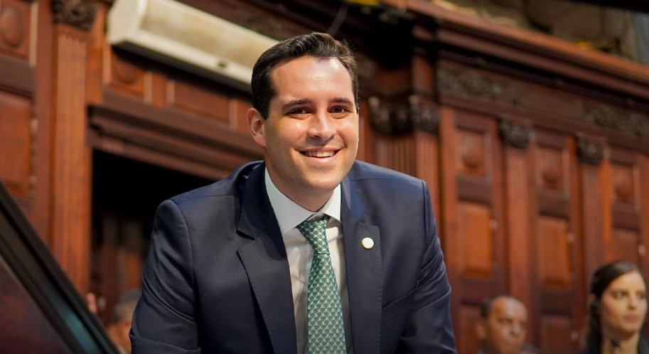 Eduardo Cavaliere: O Novo Prefeito do Rio de Janeiro e Sua Trajetória Política