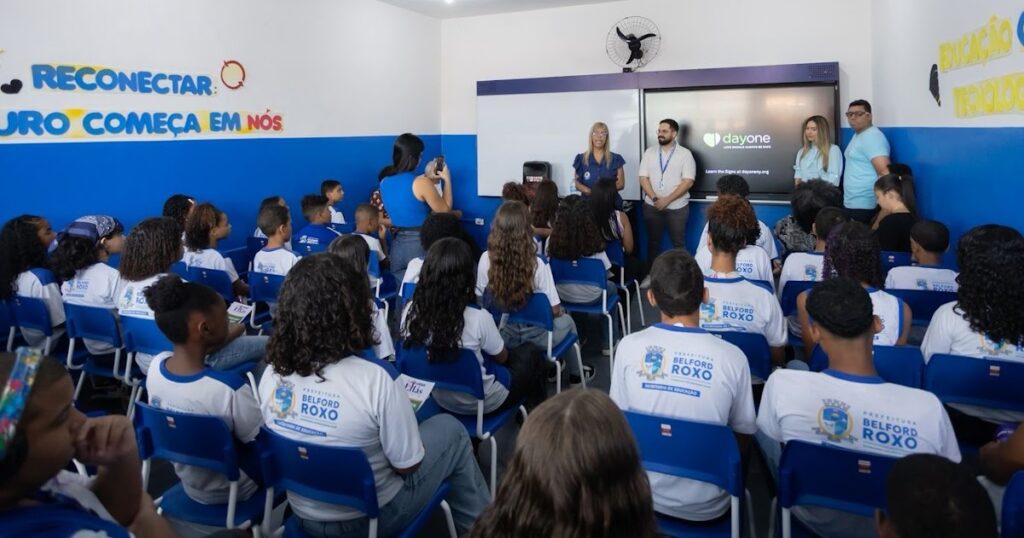 Escola Municipal Ernesto Pinheiro Barcelos Recebe Programa Rio Lilás Contra Violência Doméstica Escola Municipal Ernesto Pinheiro Barcelos Recebe Programa Rio Lilás Contra Violência Doméstica