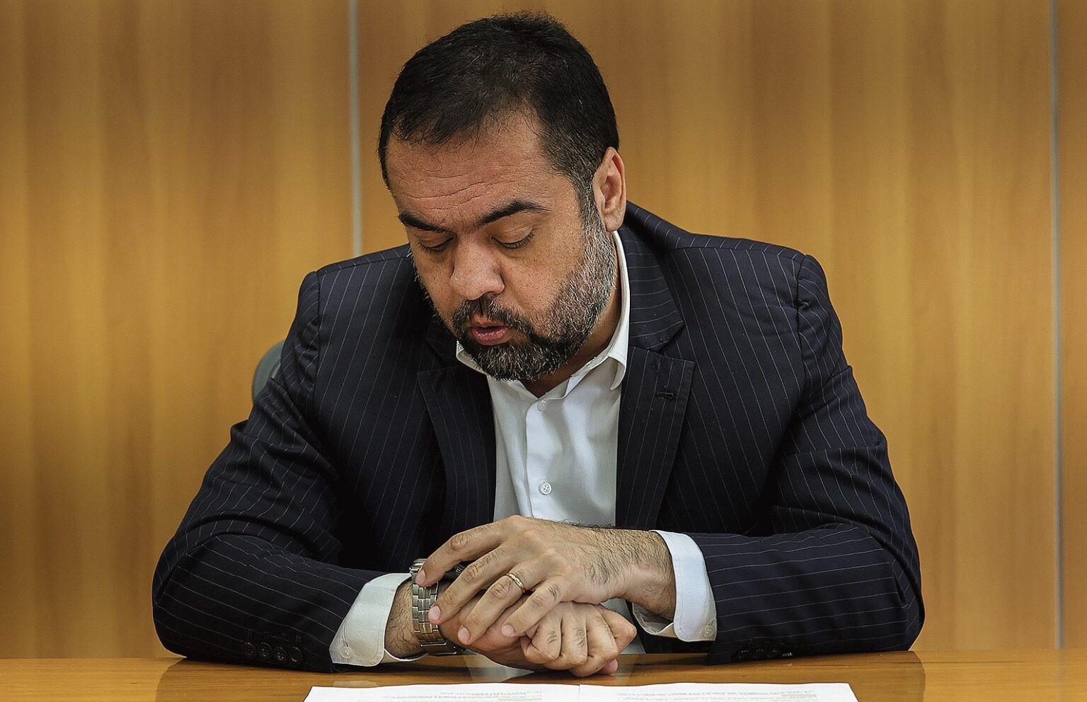 Futuro do Governo do Rio em Xeque: Possível Renúncia de Cláudio Castro Agita Cenário Político