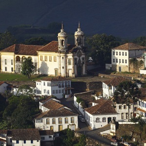Minas Gerais: Turismo Inicia 2026 com Sinais de Recuperação Lenta