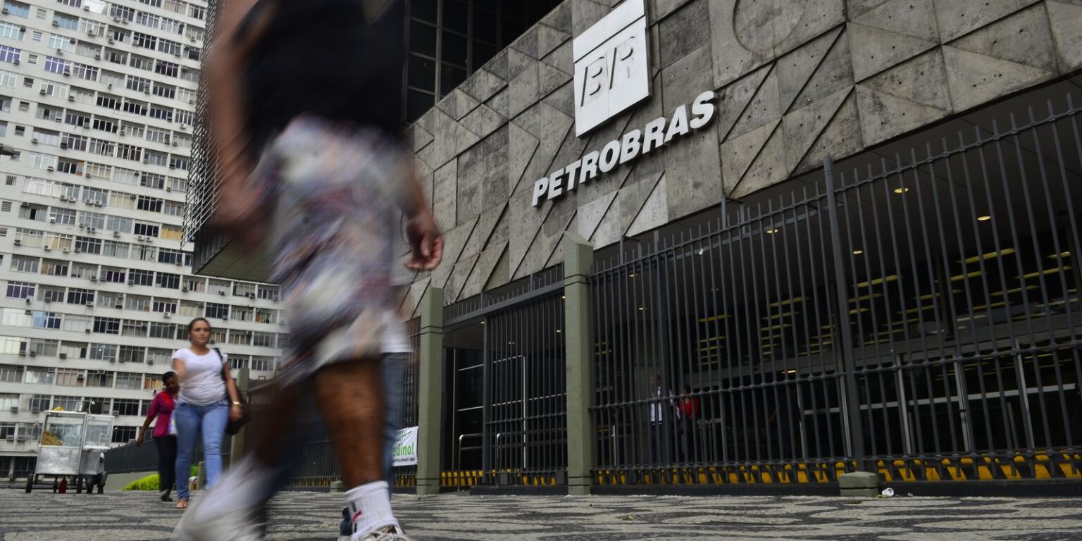 Petrobras Garantiu Entrega Total de Combustíveis Produzidos ao Mercado