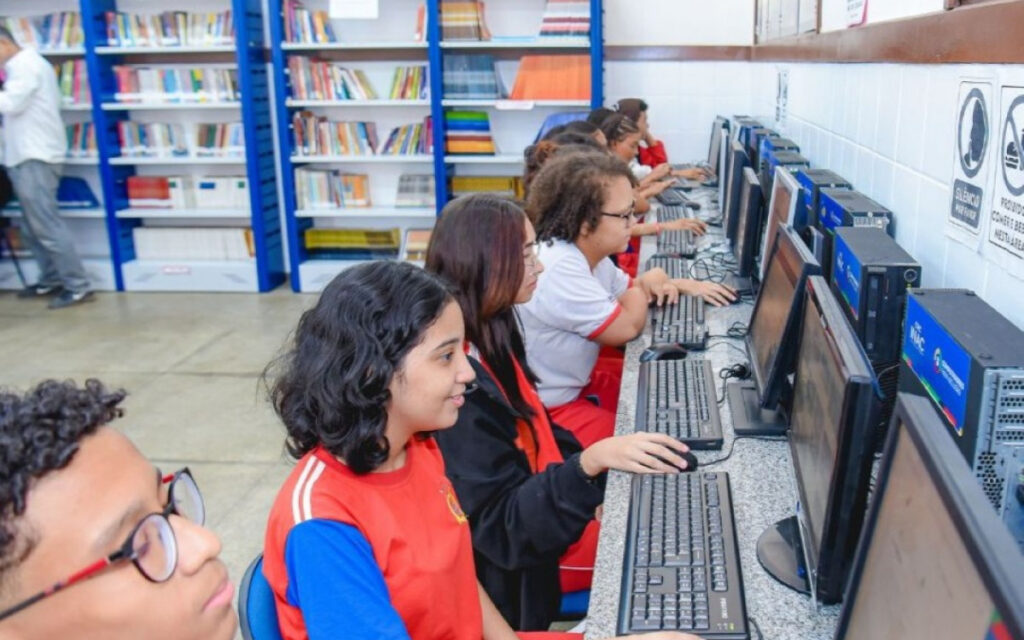Rio de Janeiro Alcanca 99% de Acesso à Internet nas Escolas Públicas de Ensino Básico Rio de Janeiro Alcanca 99% de Acesso à Internet nas Escolas Públicas de Ensino Básico