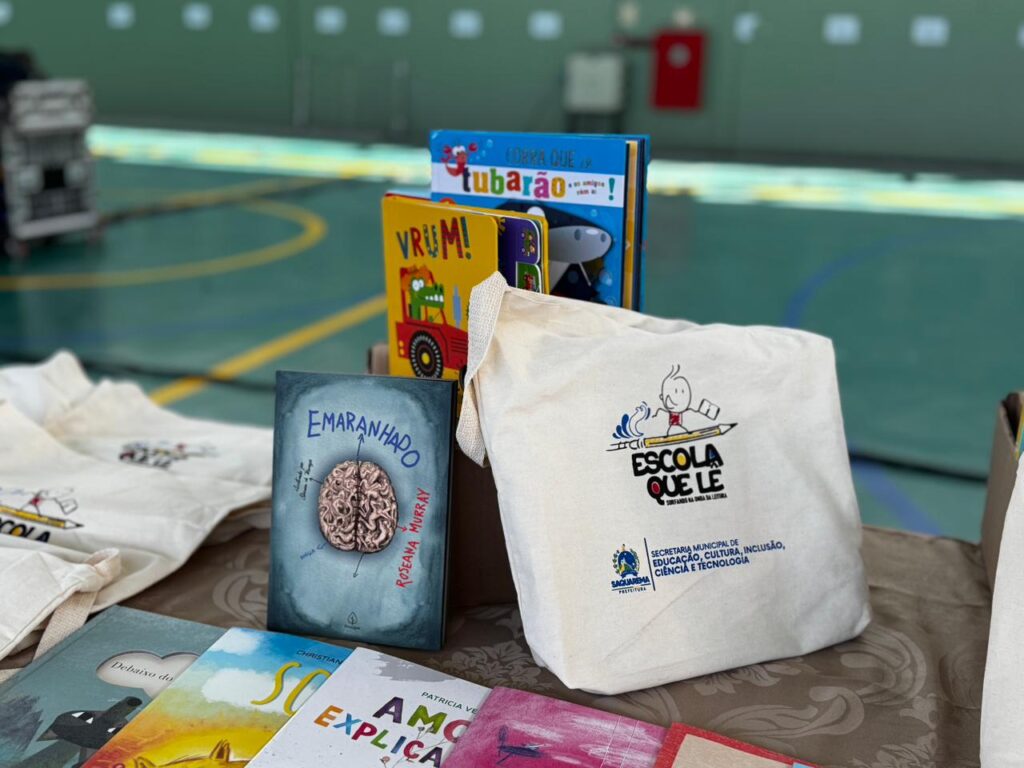Saquarema Inicia Entrega de 20 Mil Sacolas Literárias: Um Passo Rumo à Leitura Familiar