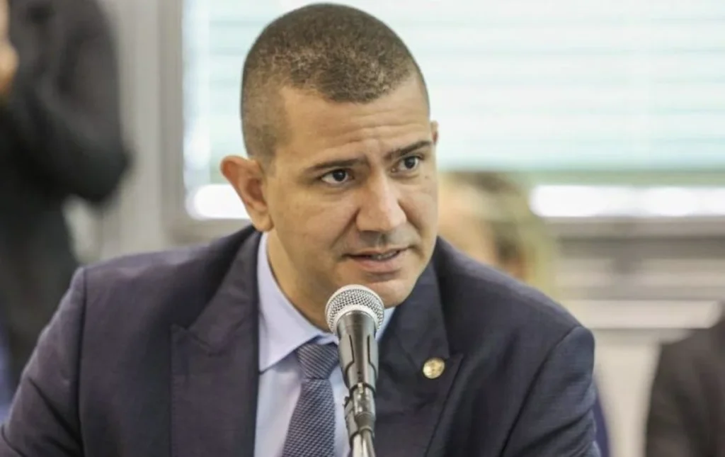 TJ-RJ Anula Eleição de Douglas Ruas e Gera Incertezas na Alerj