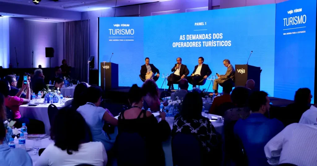 VEJA Fórum de Turismo: Líderes do Setor Buscam Novas Oportunidades de Crescimento