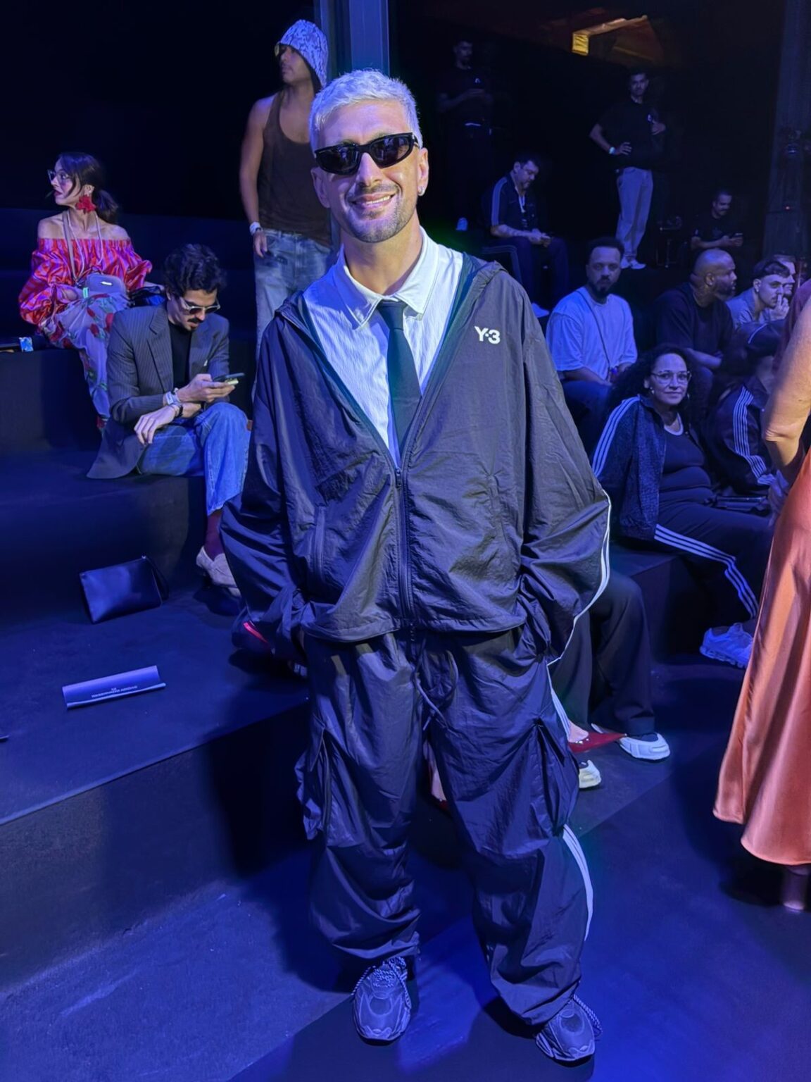 Arrascaeta Brilha em Desfile de Moda e Elege Dupla de Zaga do Flamengo como Estilosa