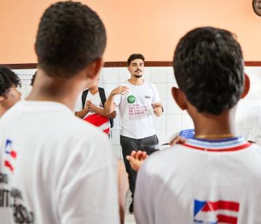 Atividades de Arte e Educação Valorizam a Cultura e a Paz nas Escolas da Bahia