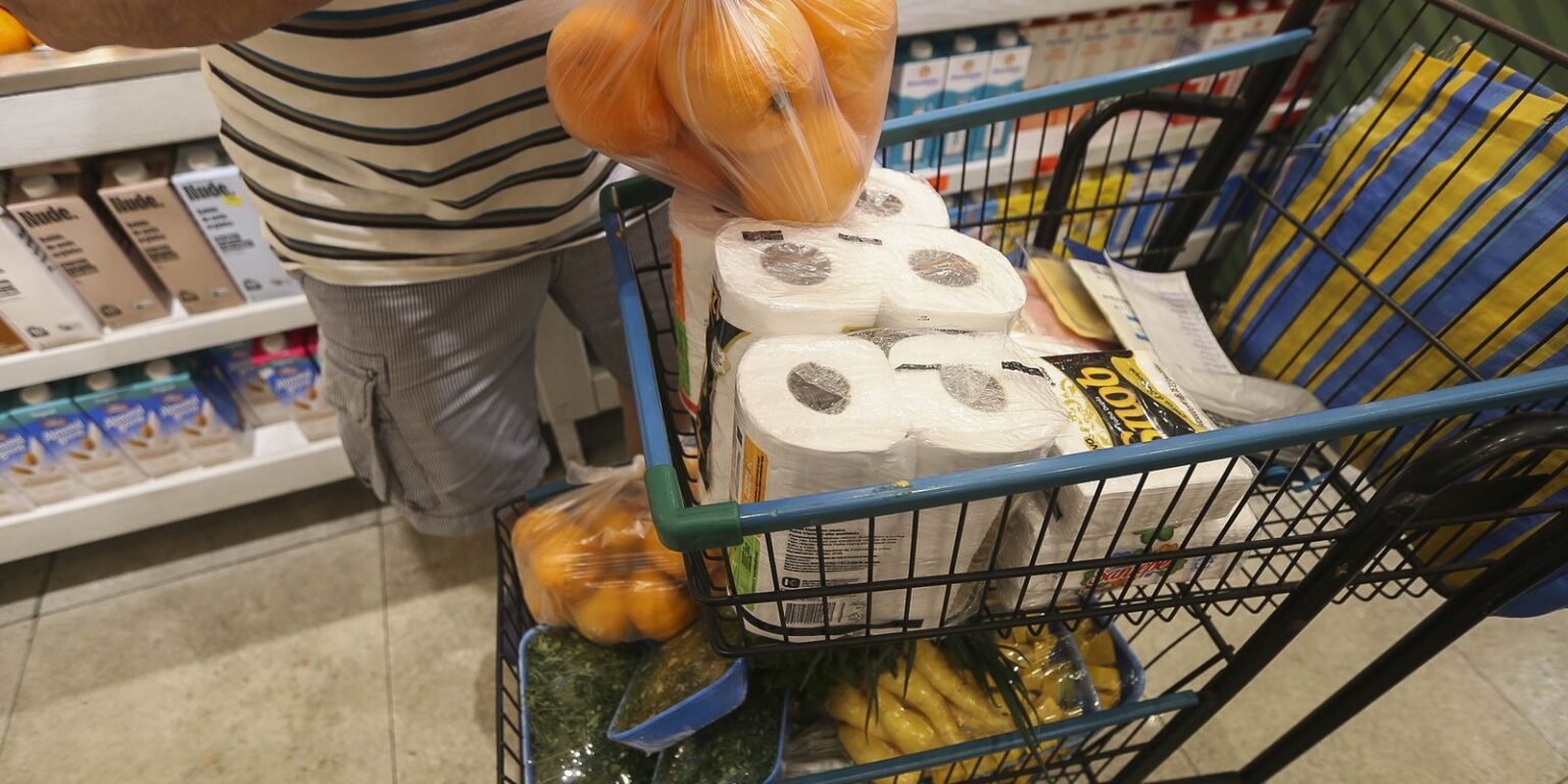 Aumento da Cesta Básica Impacta Todas as Capitais Brasileiras em Março