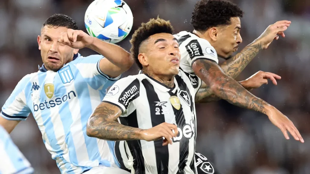 Botafogo e Racing: Reencontro Após Reformulação Radical do Elenco Botafogo e Racing: Reencontro Após Reformulação Radical do Elenco