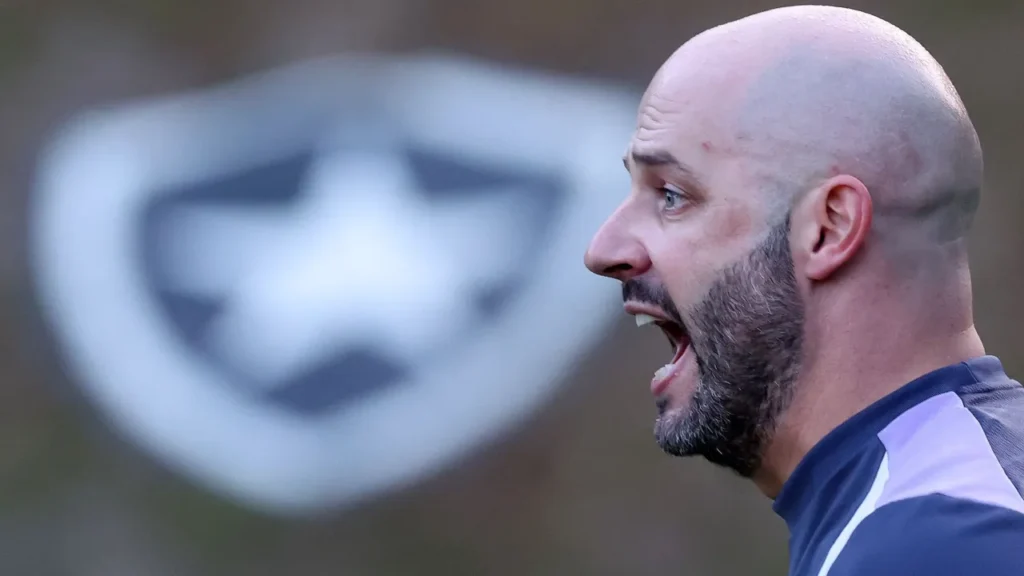 Botafogo Faz sua Estreia na Sul-Americana Contra o Caracas com Franclim Carvalho no Comando Botafogo Faz sua Estreia na Sul-Americana Contra o Caracas com Franclim Carvalho no Comando