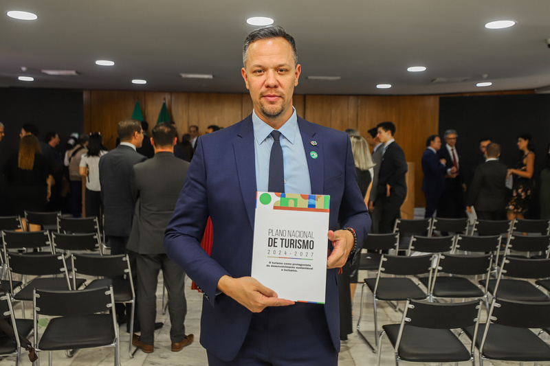 Bruno Reis Assume a Embratur e Promete Impulsionar o Turismo Brasileiro