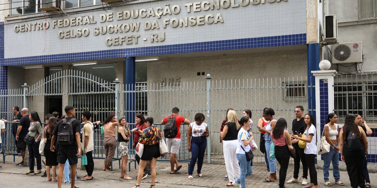 Cefet Rio Abre Inscrições para Professor com Salários de até R$ 13 Mil