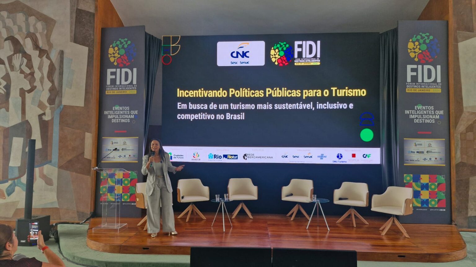 Cetur Apresenta Iniciativas de Turismo Responsável e Destinos Inteligentes no FIDI Rio 2026