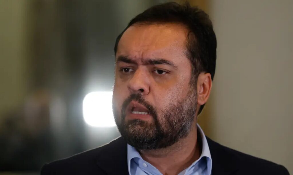 Cláudio Castro Confirma Presença na CPI do Crime Organizado e Pede Remarcação