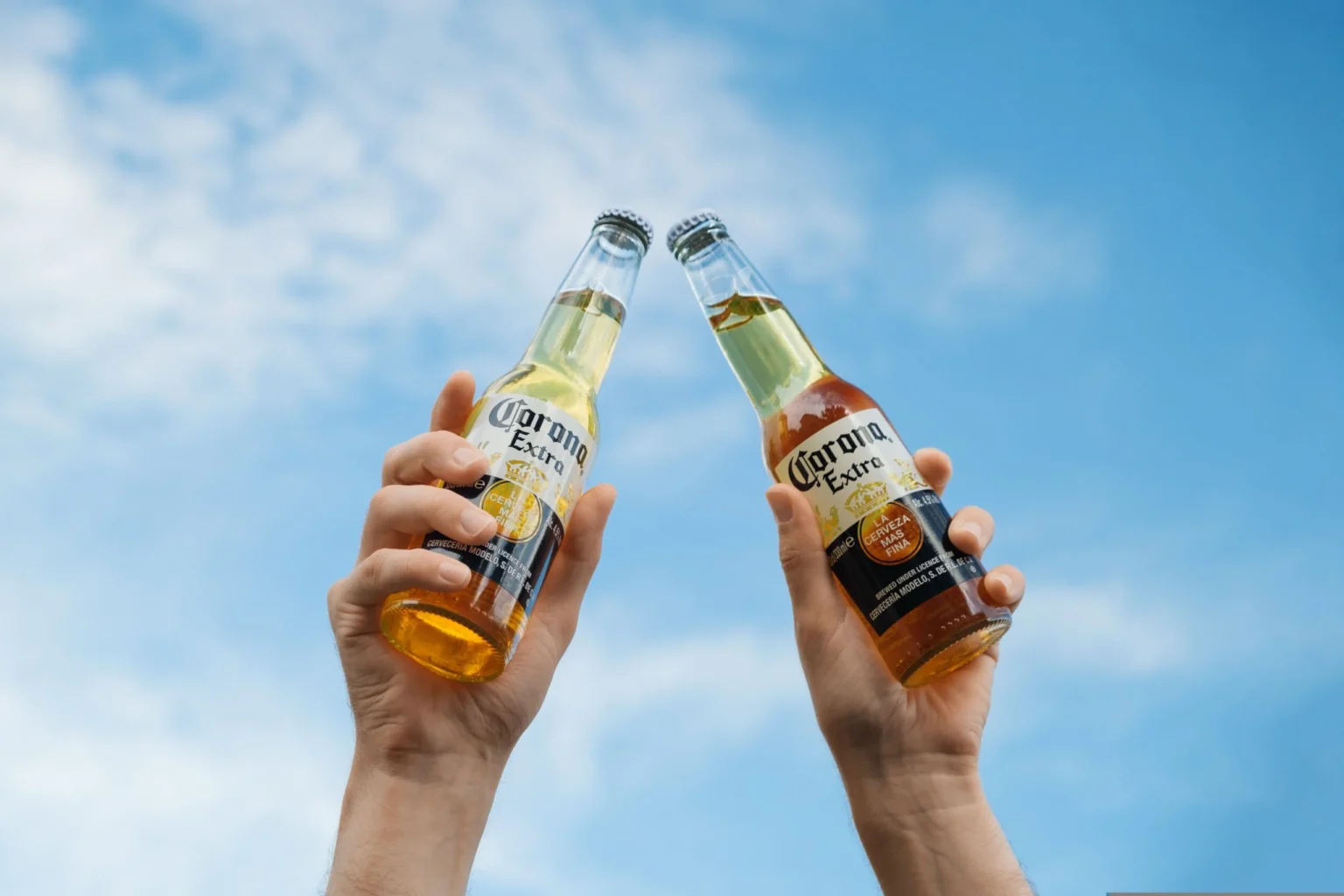 Corona Encanta Fãs com Show de Shakira na Praia de Copacabana