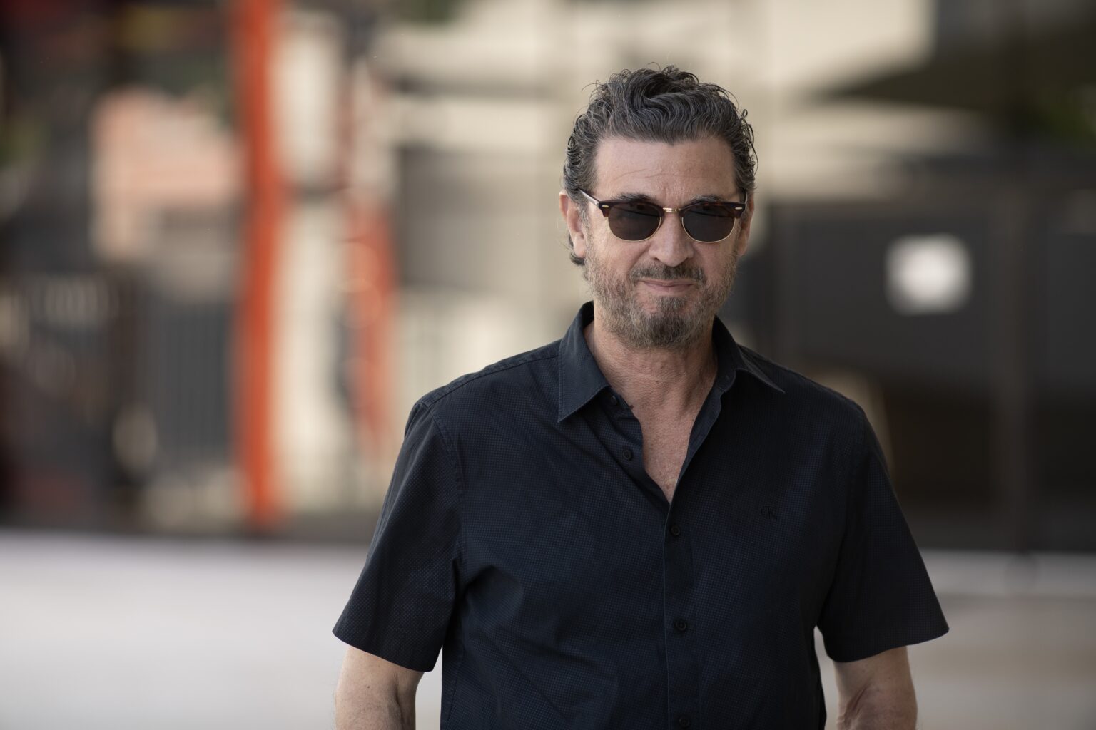 Diretor Julio Medem Reflete sobre Traumas Políticos da Espanha em Tempos de Extrema Direita