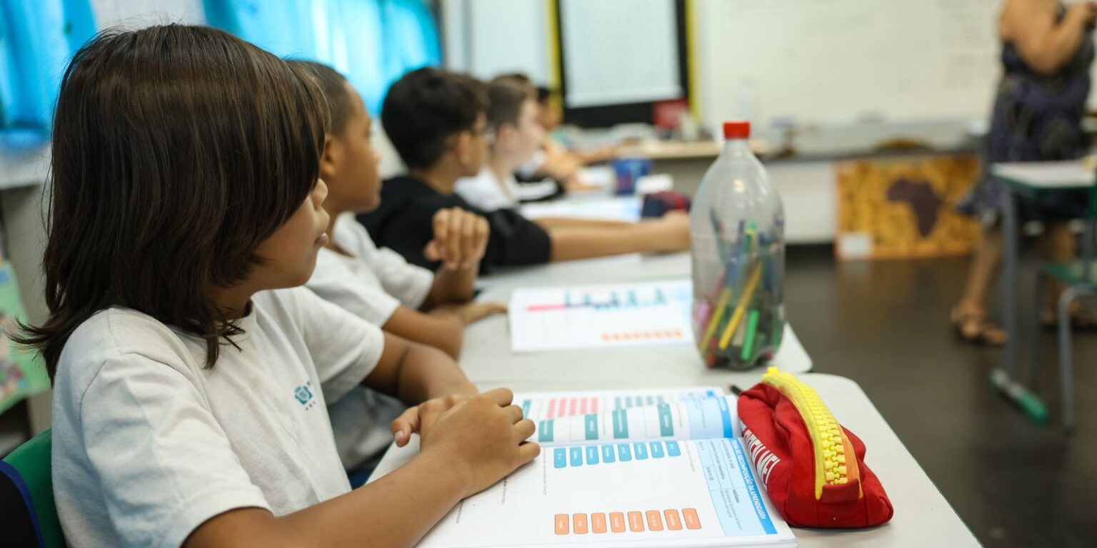 Educação Básica: Nova Diretriz Inclui Combate à Violência Contra Mulheres Educação Básica: Nova Diretriz Inclui Combate à Violência Contra Mulheres