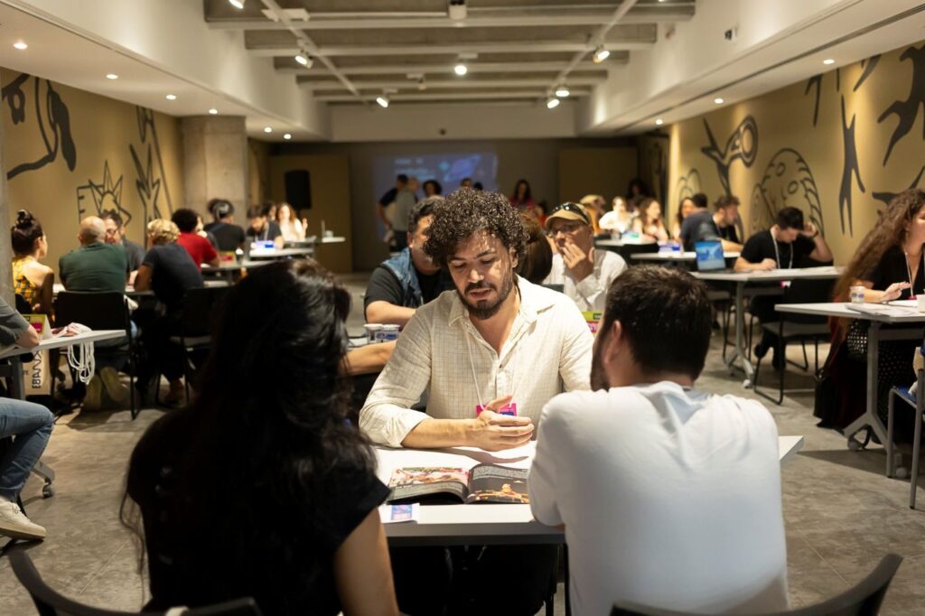 Festival de Curitiba: Oportunidade para Negócios Culturais e Networking Festival de Curitiba: Oportunidade para Negócios Culturais e Networking