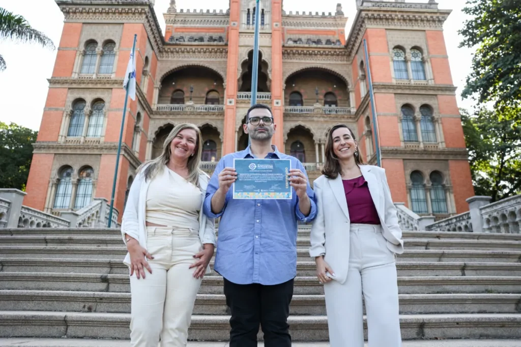 Fisioterapia em Movimento: Iniciativa de Saúde de Casimiro de Abreu é Destaque na FIOCRUZ