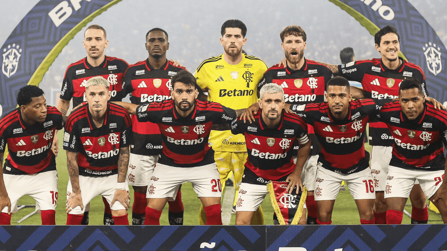 Flamengo Enfrenta o Vitória com Desfalques: Veja a Provável Escalação