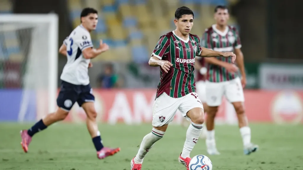 Fluminense Busca Reabilitação em Sequência de Jogos Fora do Rio de Janeiro
