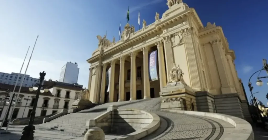 Greve de Professores no Rio: Entenda a Paralisação e Seus Motivos Greve de Professores no Rio: Entenda a Paralisação e Seus Motivos