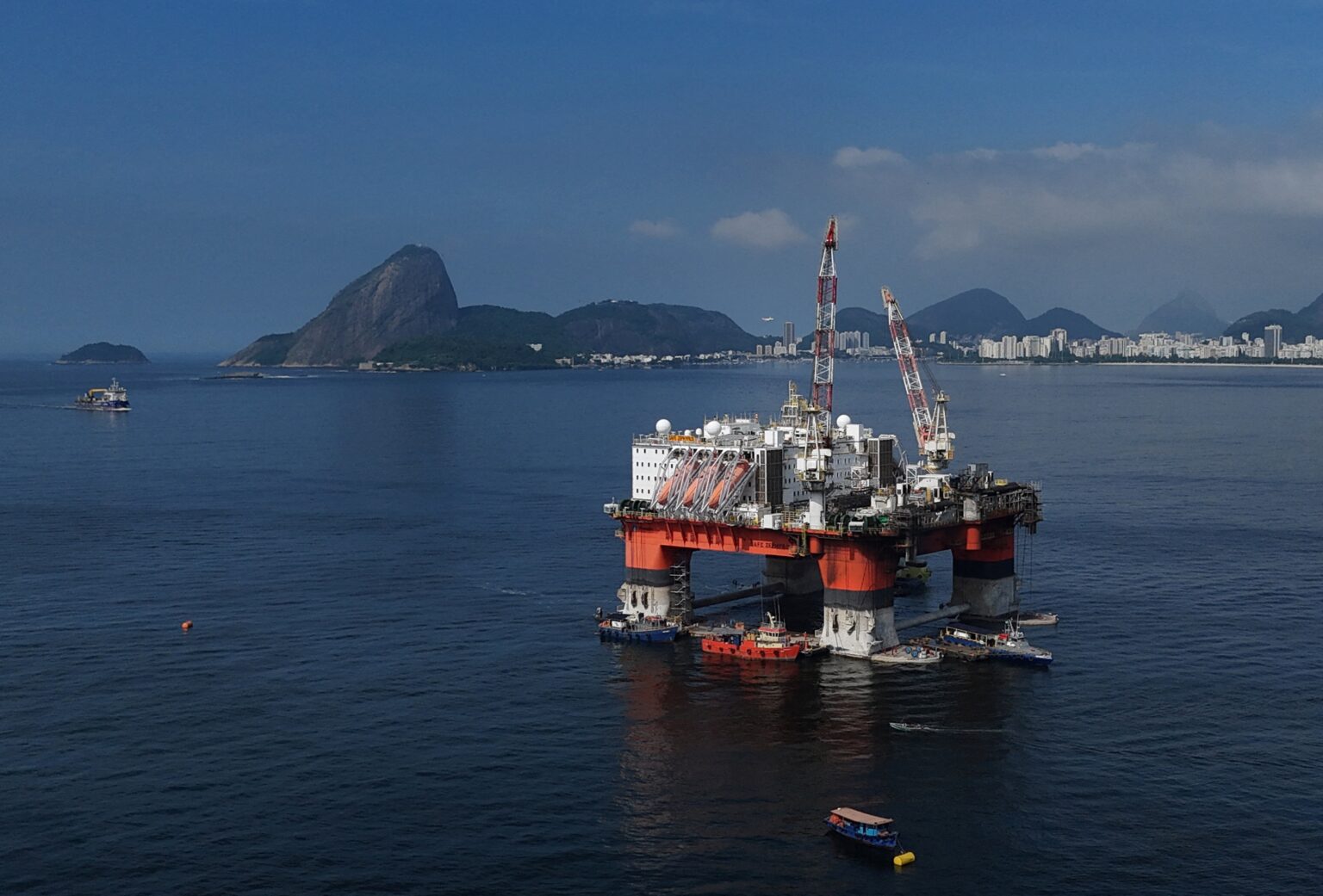 Justiça Federal Suspende Imposto de Exportação para Petroleiras Justiça Federal Suspende Imposto de Exportação para Petroleiras