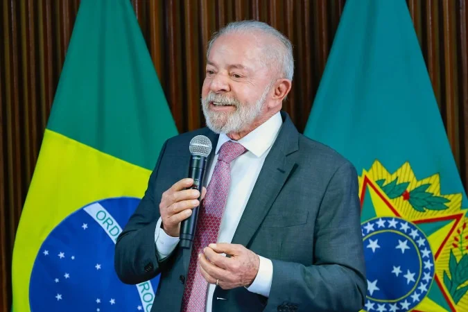 Lula e Flávio: A Disputa dos Palanques Regionais e o Cenário Eleitoral de 2024