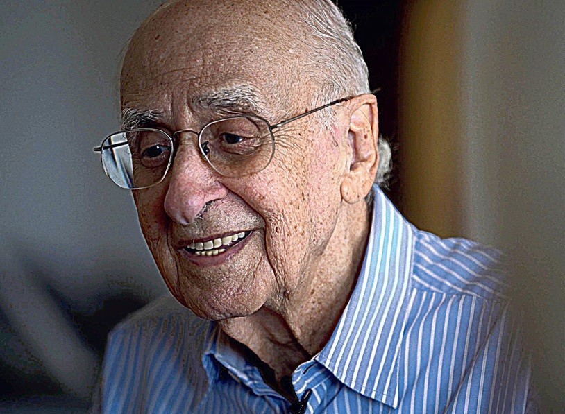 Mestre Zu: Documentário Revela a Trajetória de Zuenir Ventura sob Direção de Zelito Viana