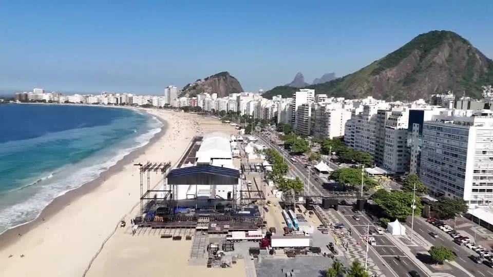 Montagem do Palco para Show Gratuito de Shakira no Rio de Janeiro Já Começou