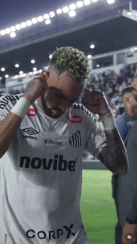 Neymar Responde a Críticas Após Gesto na Derrota do Santos: 'Ninguém Aguenta Isso'
