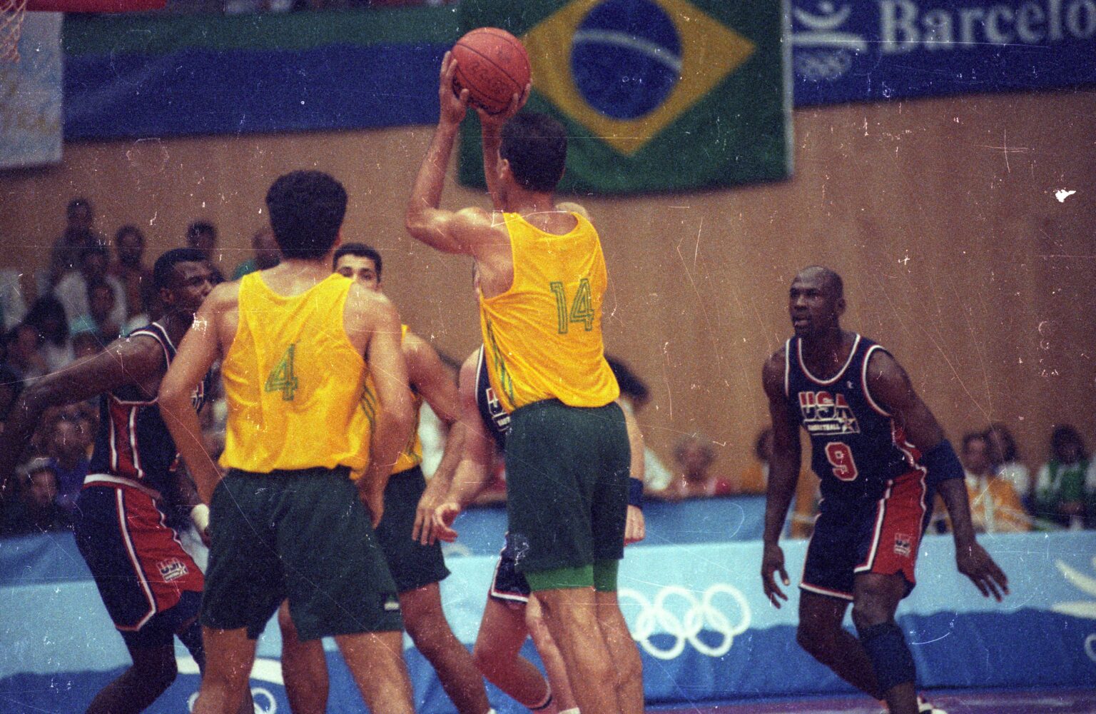 Oscar Schmidt e Michael Jordan: Um Encontro Marcante no Basquete