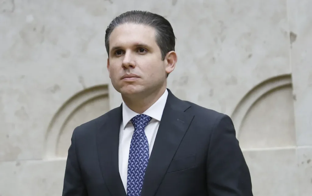 Pressão Governamental Leva Motta a Retirar Votação sobre Minerais Críticos da Pauta