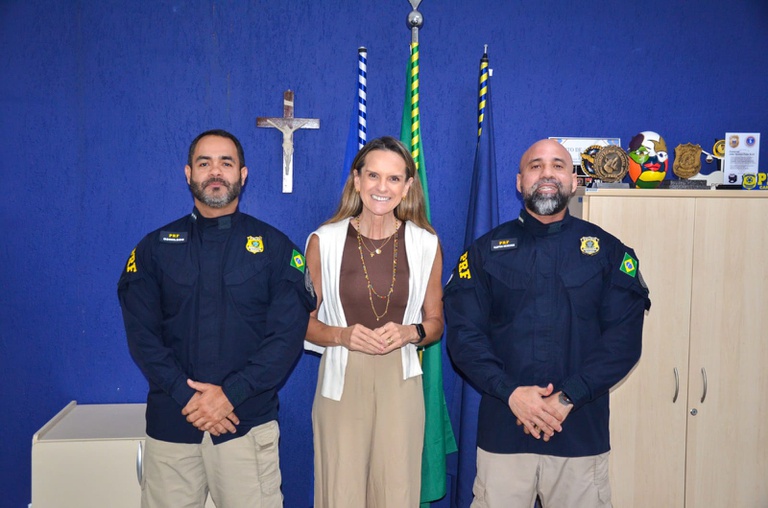 PRF e Secretária de Esportes de Pernambuco se Reunem para Preparativos da Copa do Mundo Feminina PRF e Secretária de Esportes de Pernambuco se Reunem para Preparativos da Copa do Mundo Feminina