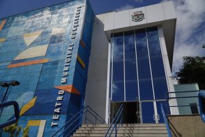 Programação Cultural de Abril em São Gonçalo: Entre Música e Teatro