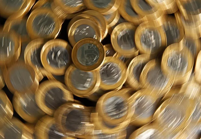 Projeções de Déficit e Dívida Pública Melhoram Segundo Prisma Fiscal Projeções de Déficit e Dívida Pública Melhoram Segundo Prisma Fiscal