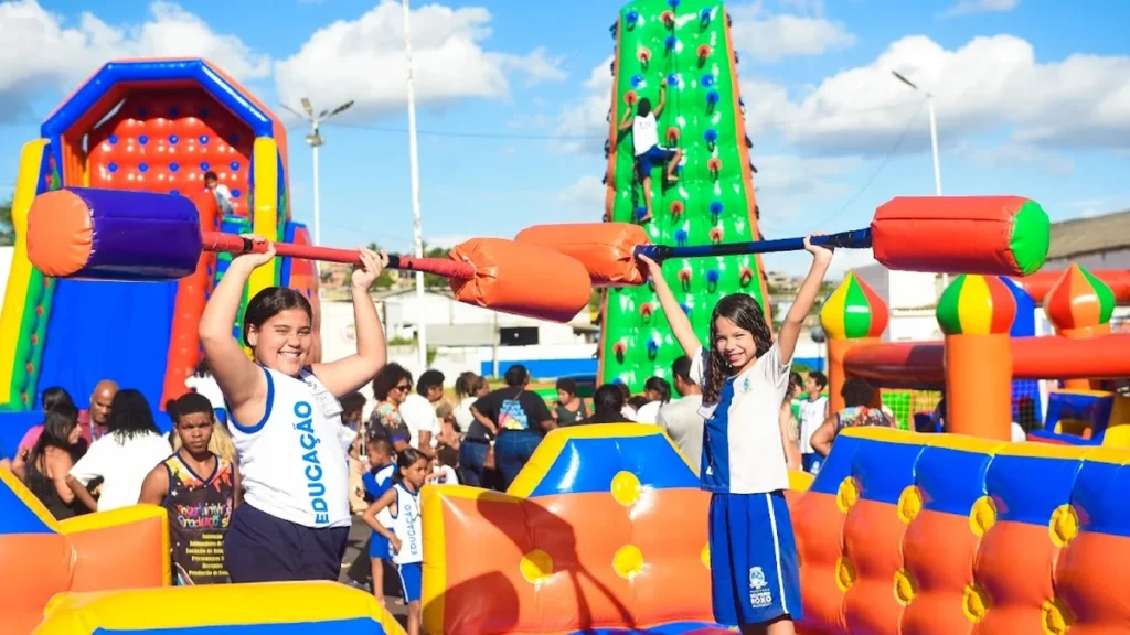 Casa de Cultura de Belford Roxo Comemora o Dia Mundial do Brincar com Evento Especial para Alunos Mu