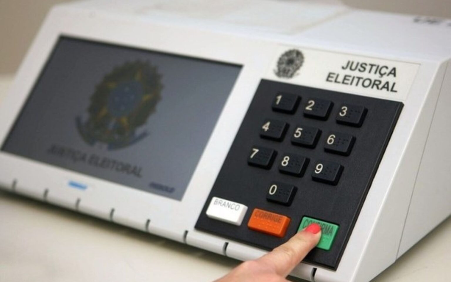A Influência de Governadores nas Eleições Estaduais: Análise da Quaest