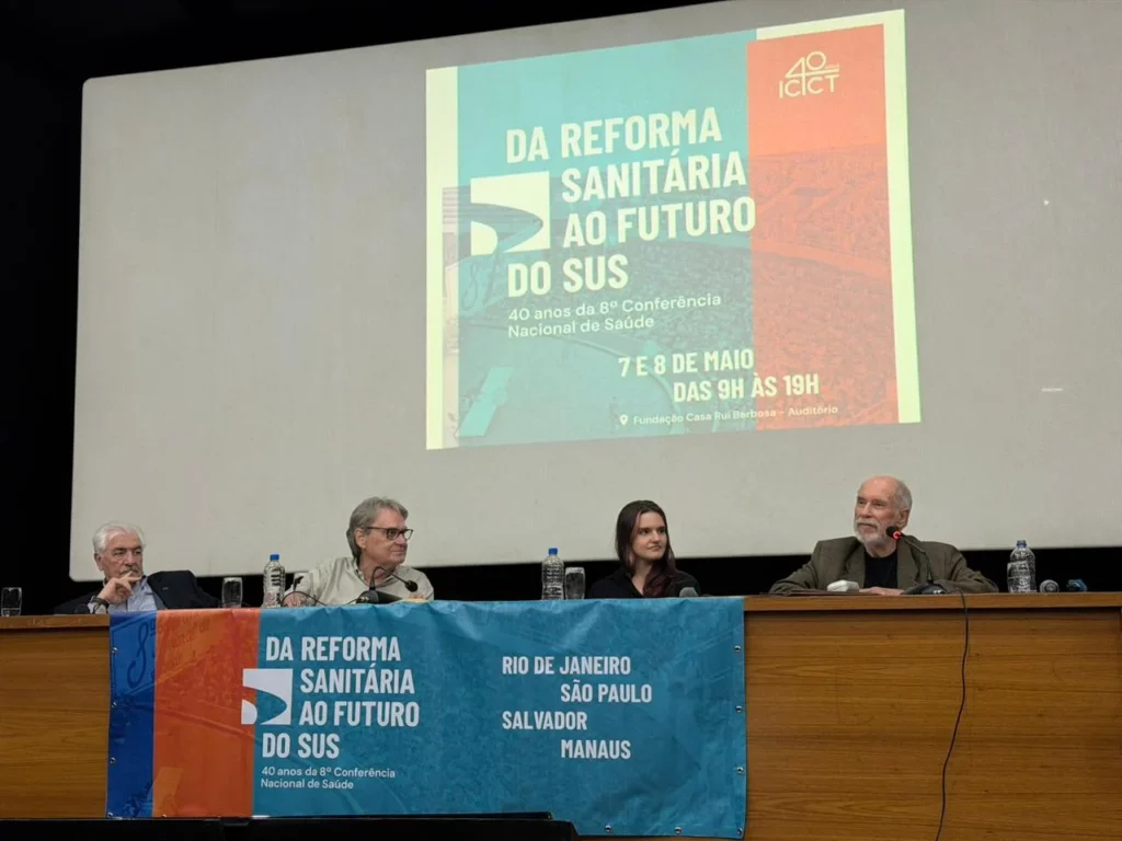Debate marca os 40 anos da 8ª Conferência Nacional de Saúde e destaca desafios da Saúde Coletiva