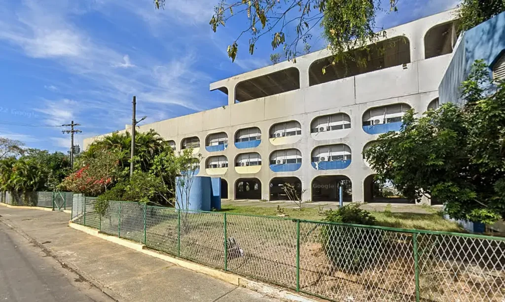 Explosão em Escola no Rio de Janeiro Deixa 8 Alunos Feridos
