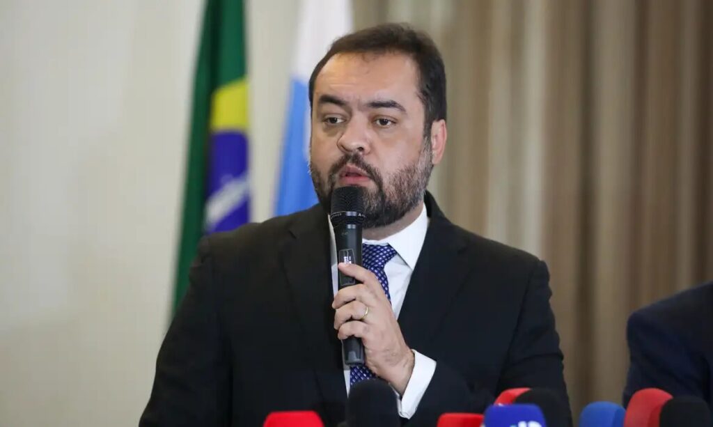 Governo do Rio de Janeiro Exonera 1,4 Mil Funcionários Comissionados