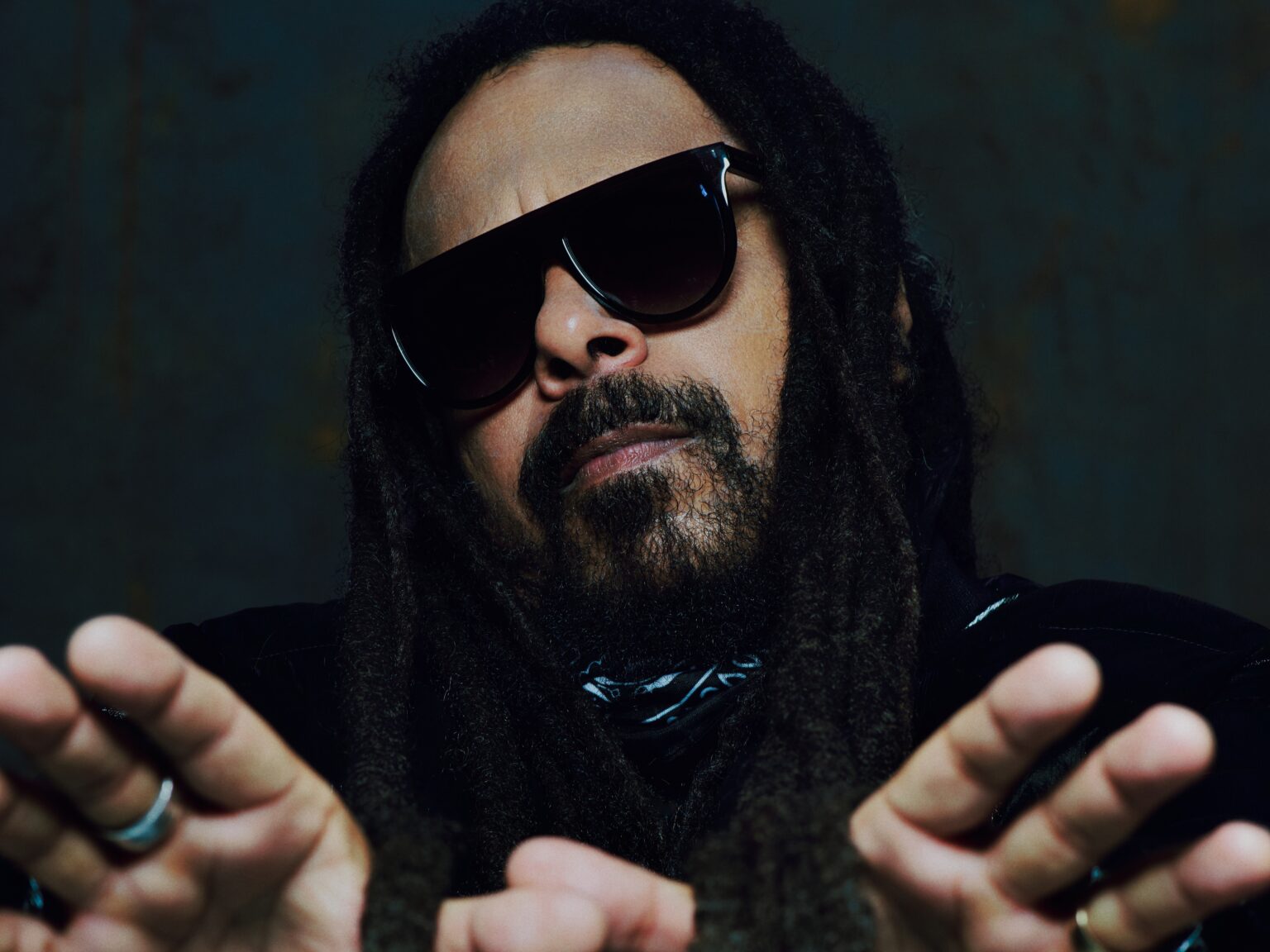 Marcelo Falcão Celebra 30 Anos de Carreira com Nova Turnê e Fala sobre O Rappa