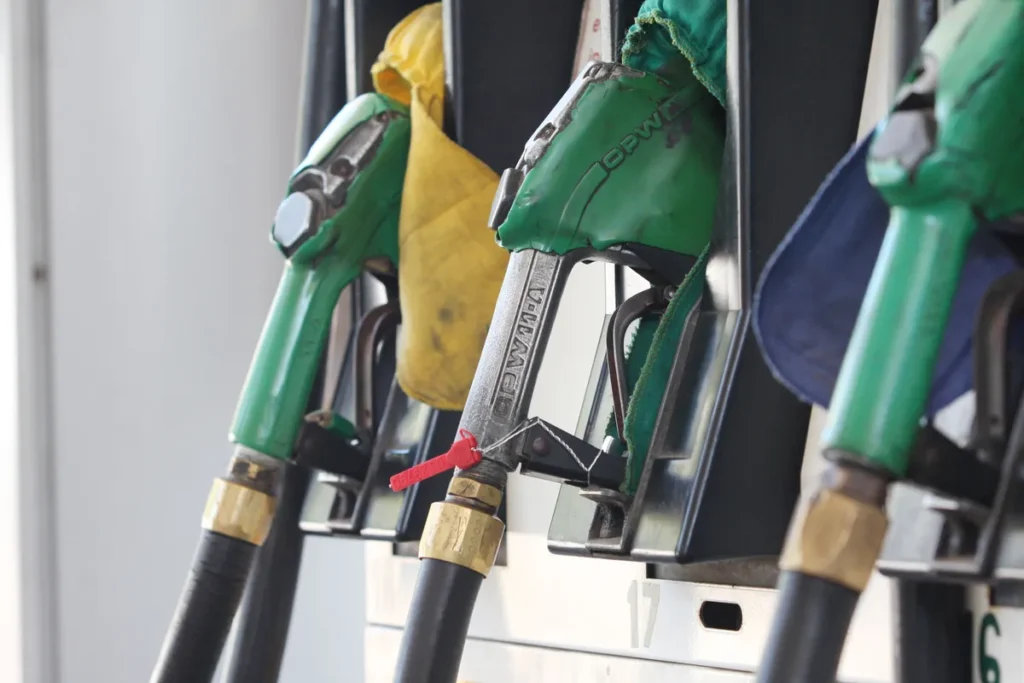 Petrobras Pode Anunciar Aumento da Gasolina em Breve, Avisa Presidente da Estatal